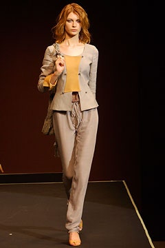 Giorgio Armani S/S 03 Look 18