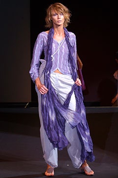 Giorgio Armani S/S 03 Look 29
