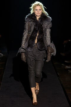 Gianfranco Ferré F/W 03 Look 9