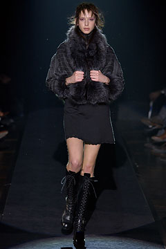 Gianfranco Ferré F/W 03 Look 10