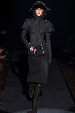 Gianfranco Ferré F/W 03 Look 13