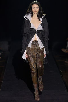 Gianfranco Ferré F/W 03 Look 19