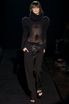 Gianfranco Ferré F/W 03 Look 25