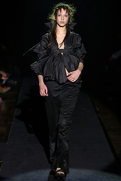 Gianfranco Ferré F/W 03 Look 31