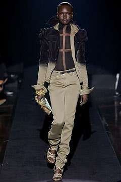 Gianfranco Ferré F/W 03 Look 34