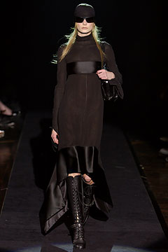 Gianfranco Ferré F/W 03 Look 41