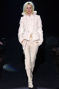 Gianfranco Ferré F/W 03 Look 44