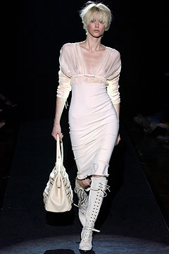 Gianfranco Ferré F/W 03 Look 46
