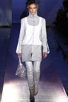 Fendi F/W 03 Look 27