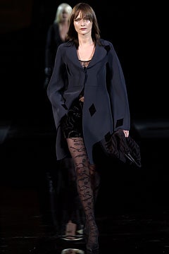Giorgio Armani F/W 03 Look 16