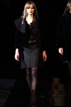 Giorgio Armani F/W 03 Look 28