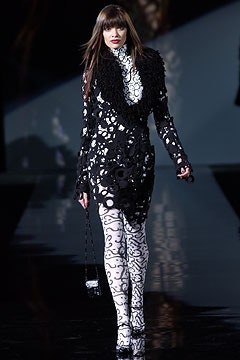 Giorgio Armani F/W 03 Look 33