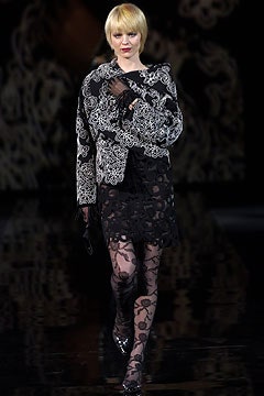 Giorgio Armani F/W 03 Look 35