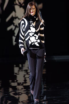 Giorgio Armani F/W 03 Look 38
