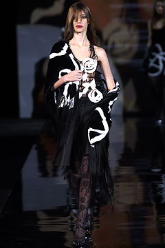 Giorgio Armani F/W 03 Look 63