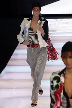 Giorgio Armani S/S 04 Look 19