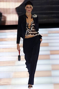Giorgio Armani S/S 04 Look 44