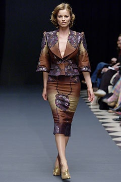 Giles Deacon F/W 04 Look 2
