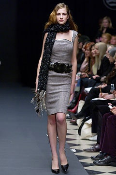 Giles Deacon F/W 04 Look 14