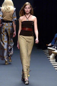 Giles Deacon F/W 04 Look 29