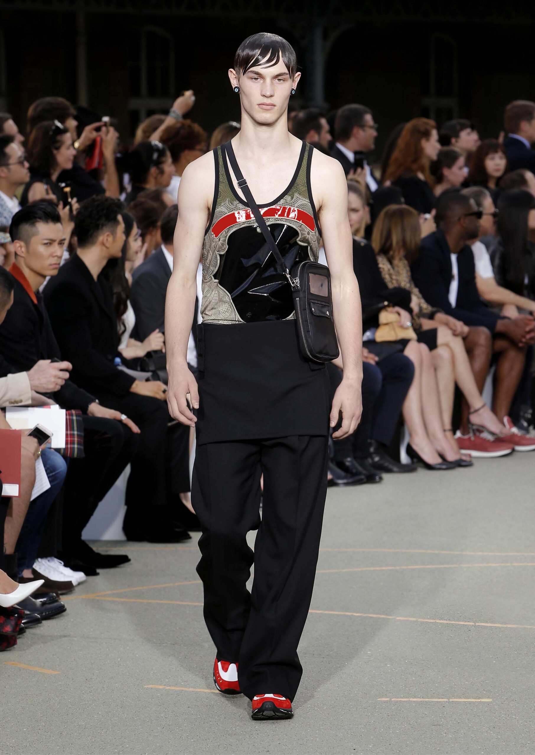 Givenchy S/S 17 Menswear Look 11