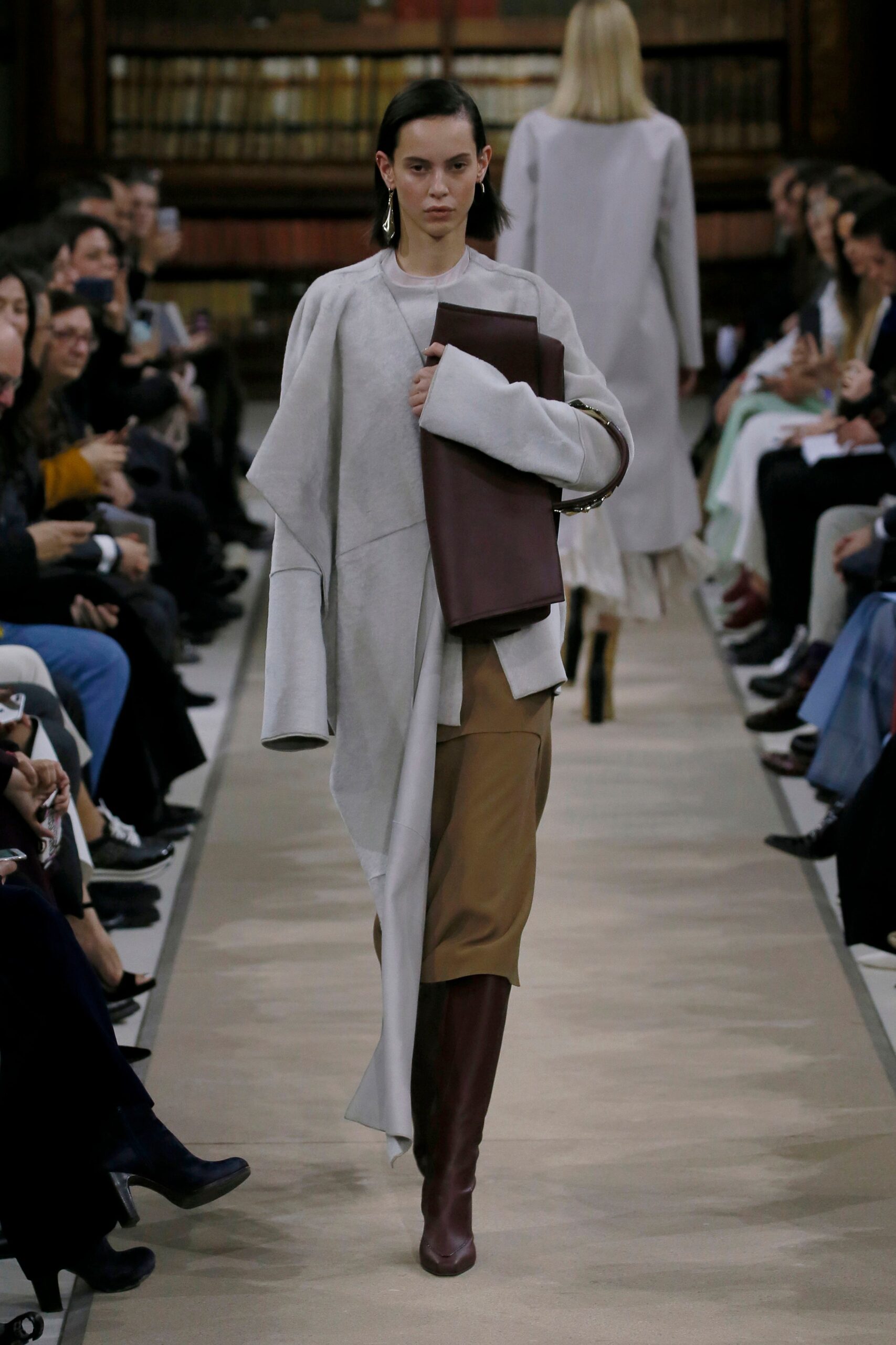 Giada F/W 18 Look 12