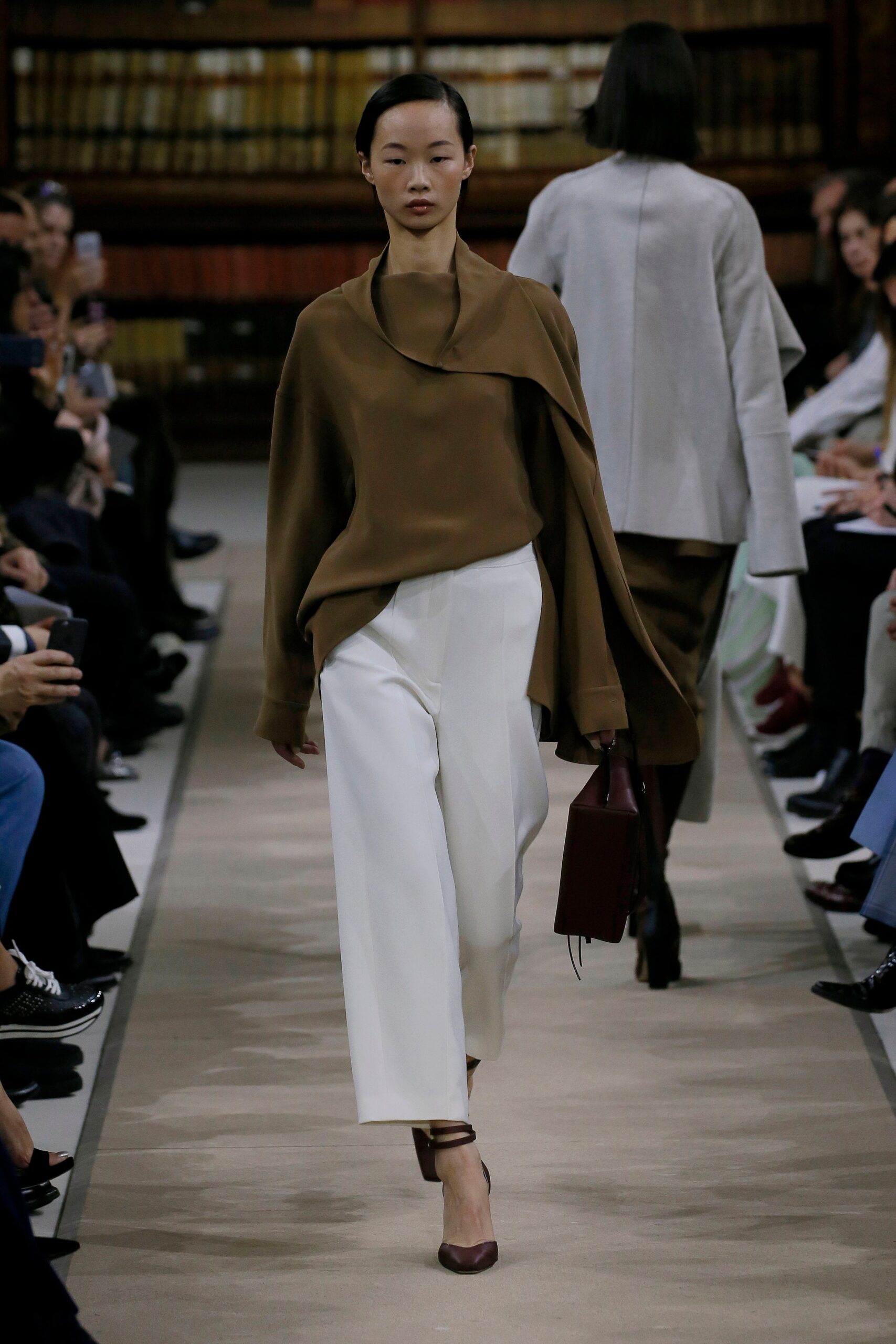 Giada F/W 18 Look 13