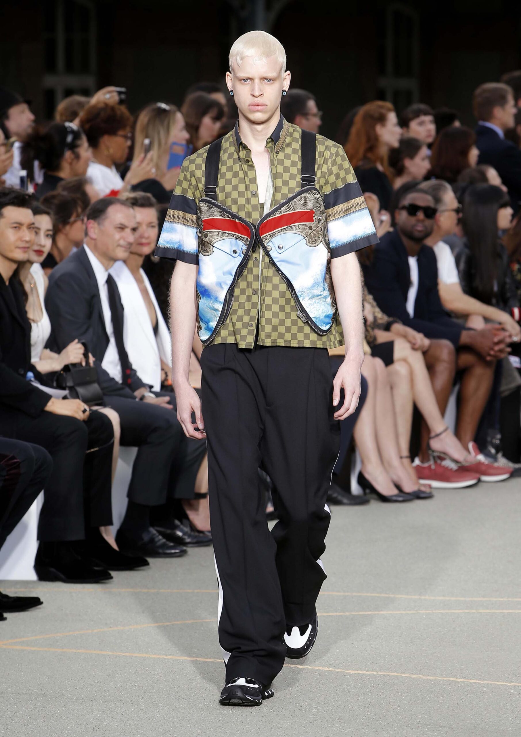 Givenchy S/S 17 Menswear Look 13