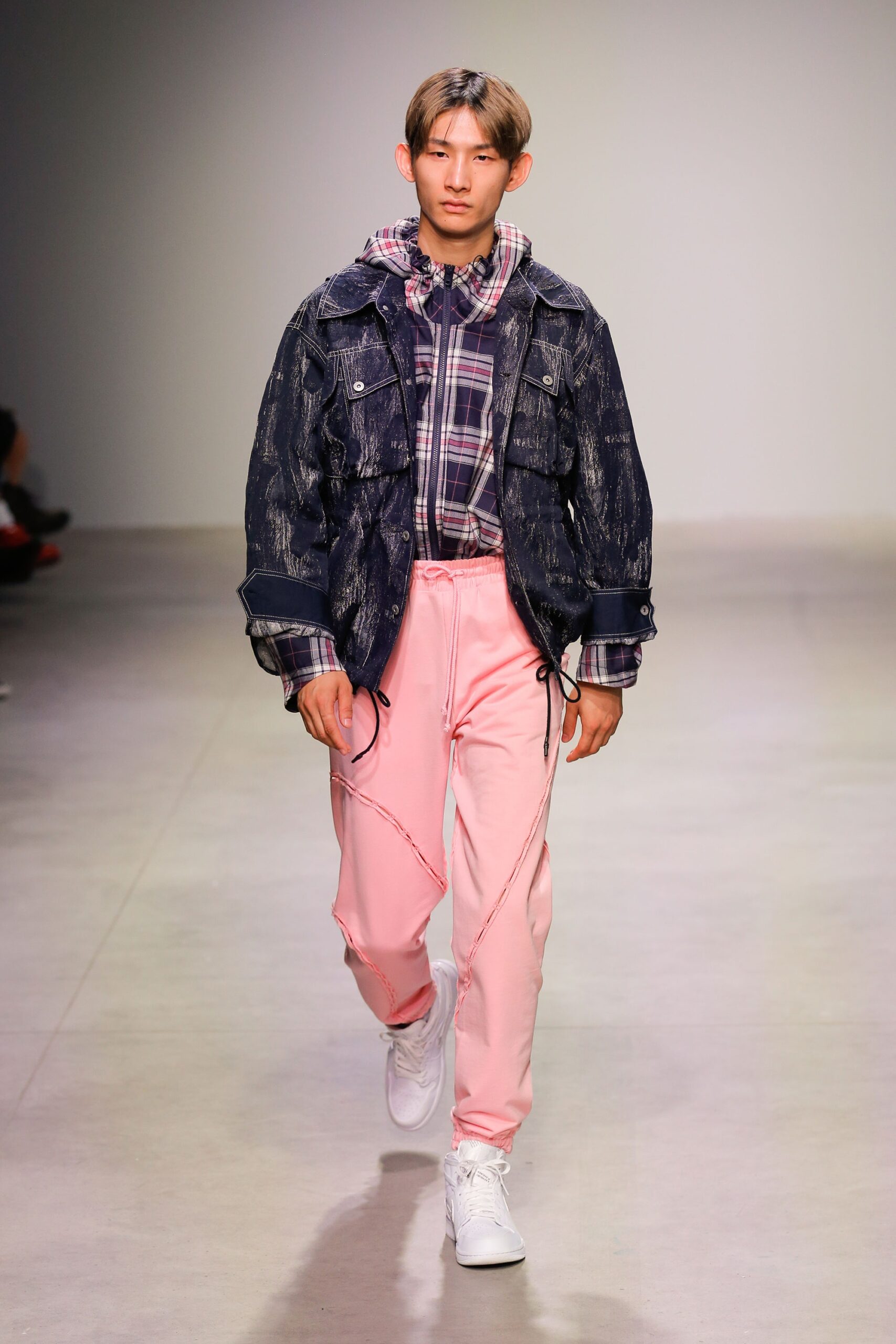 Feng Chen Wang S/S 18 Menswear Look 14