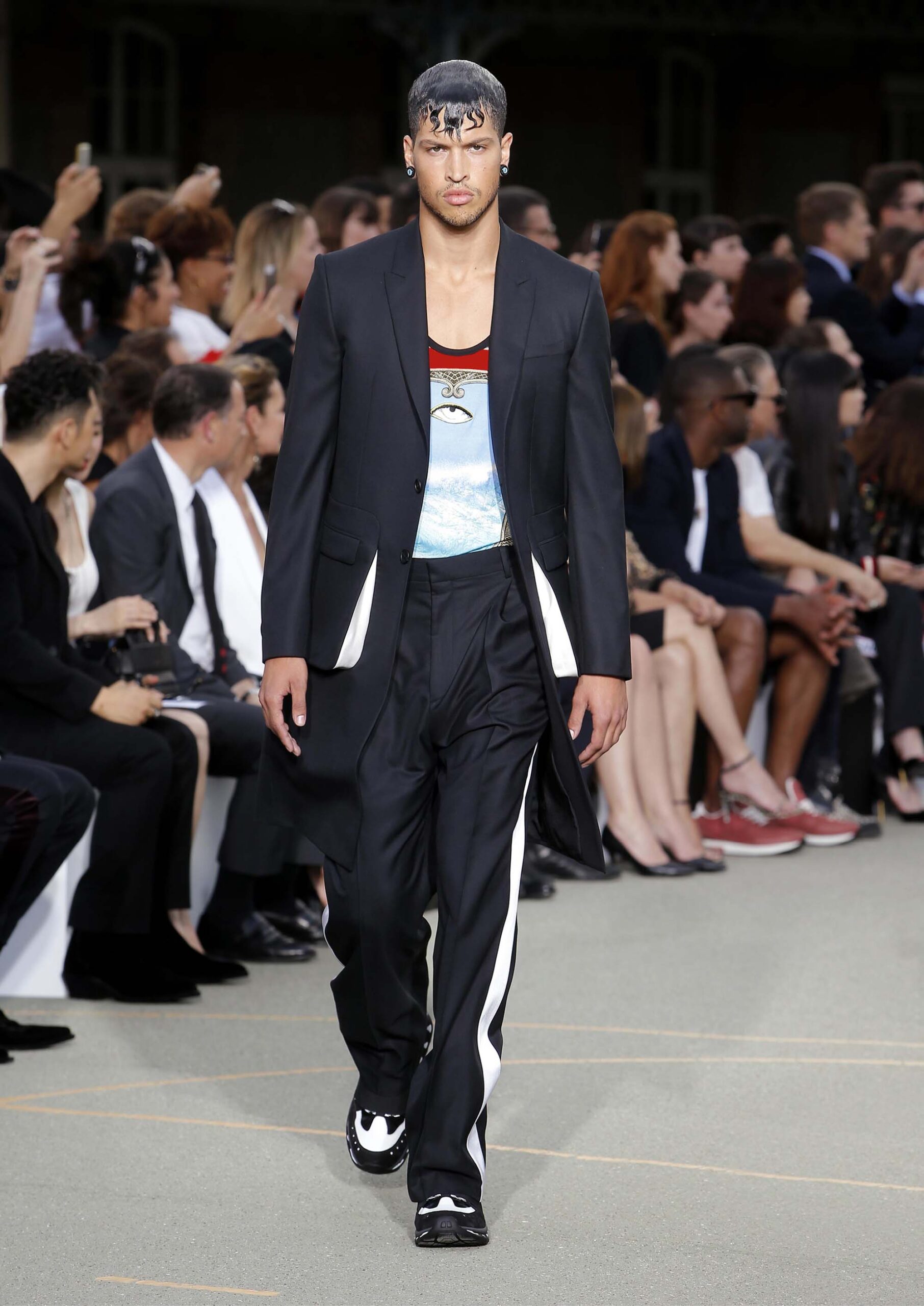 Givenchy S/S 17 Menswear Look 14