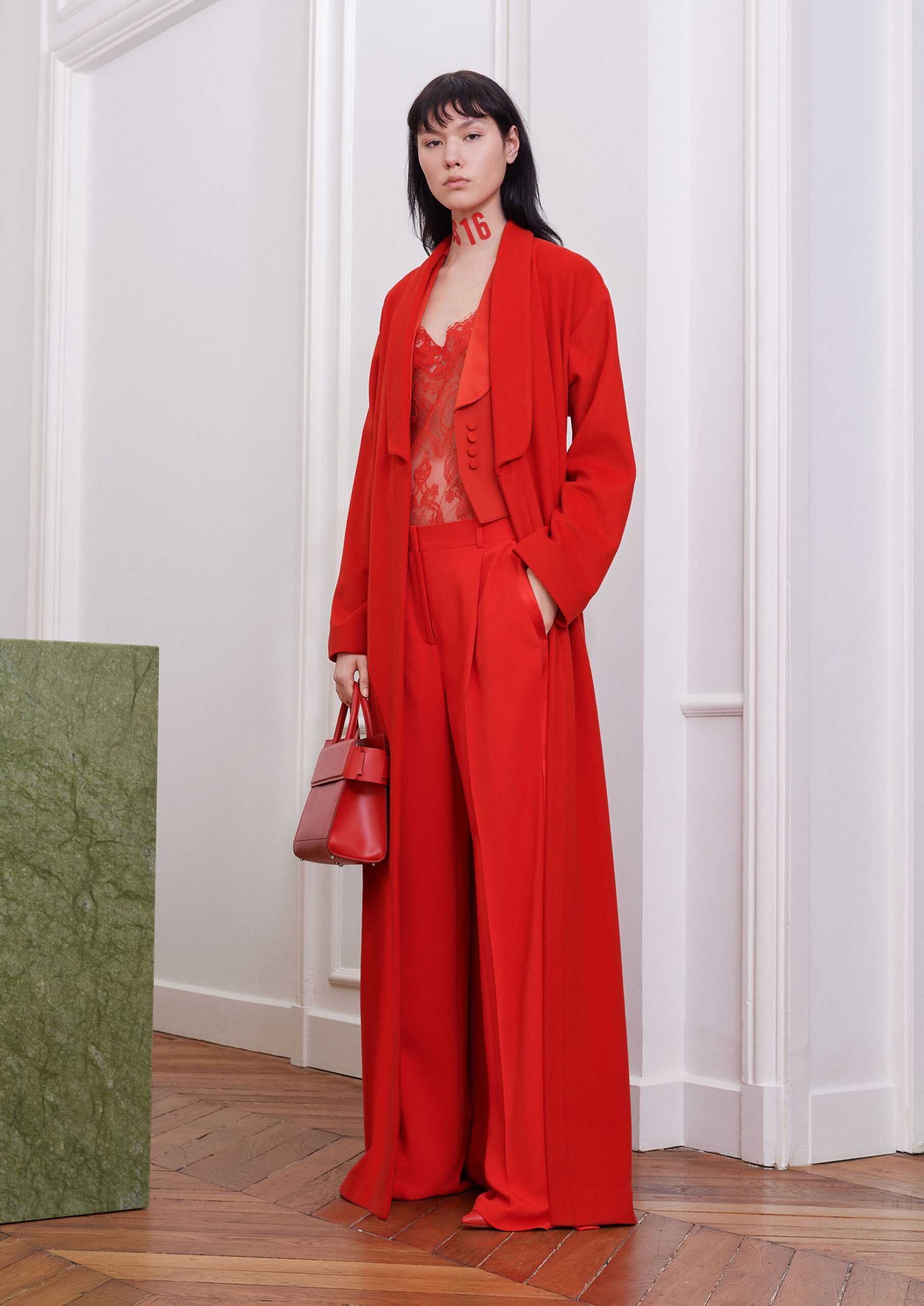 Givenchy F/W 17 Look 14