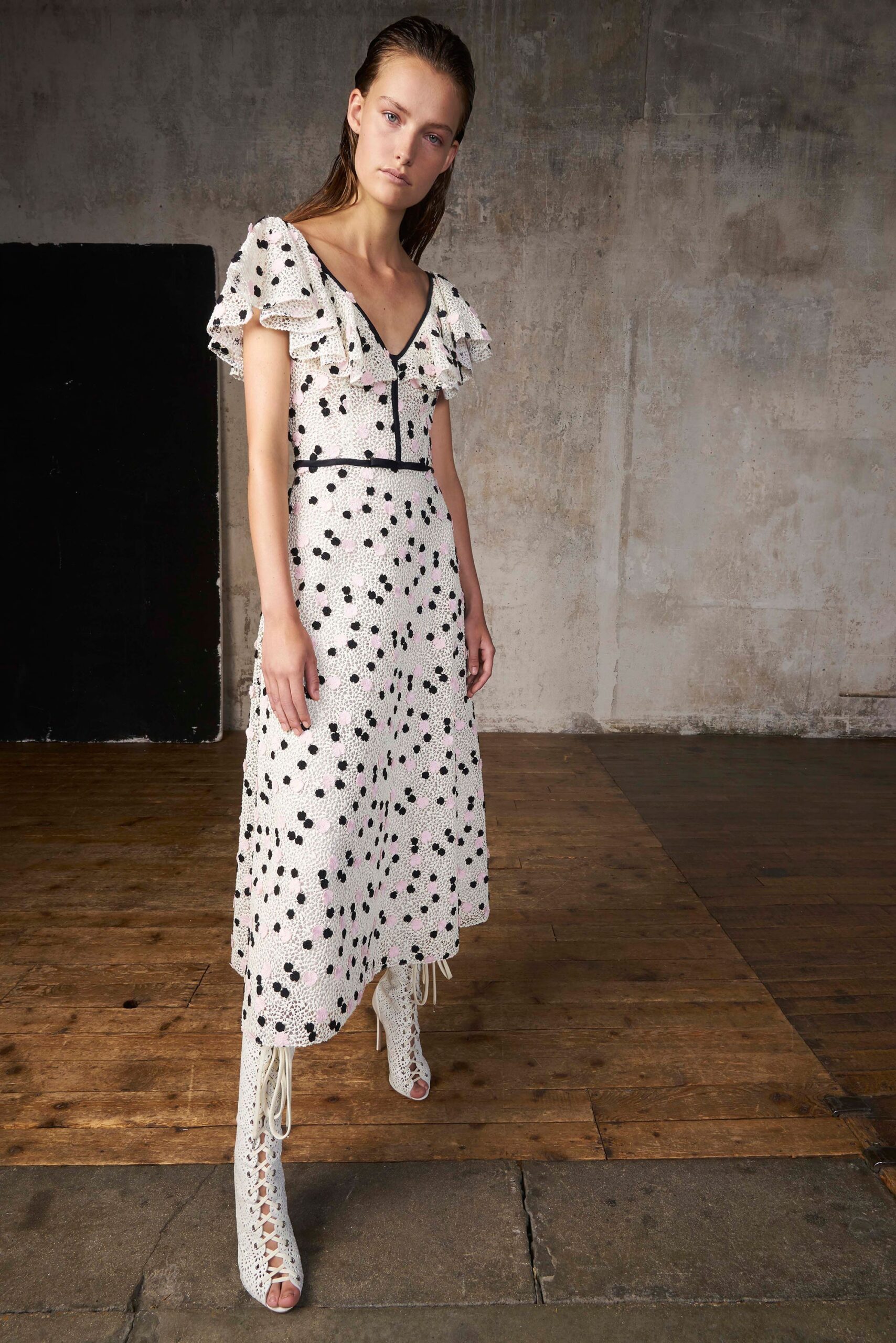 Giambattista Valli Resort 18 Look 14