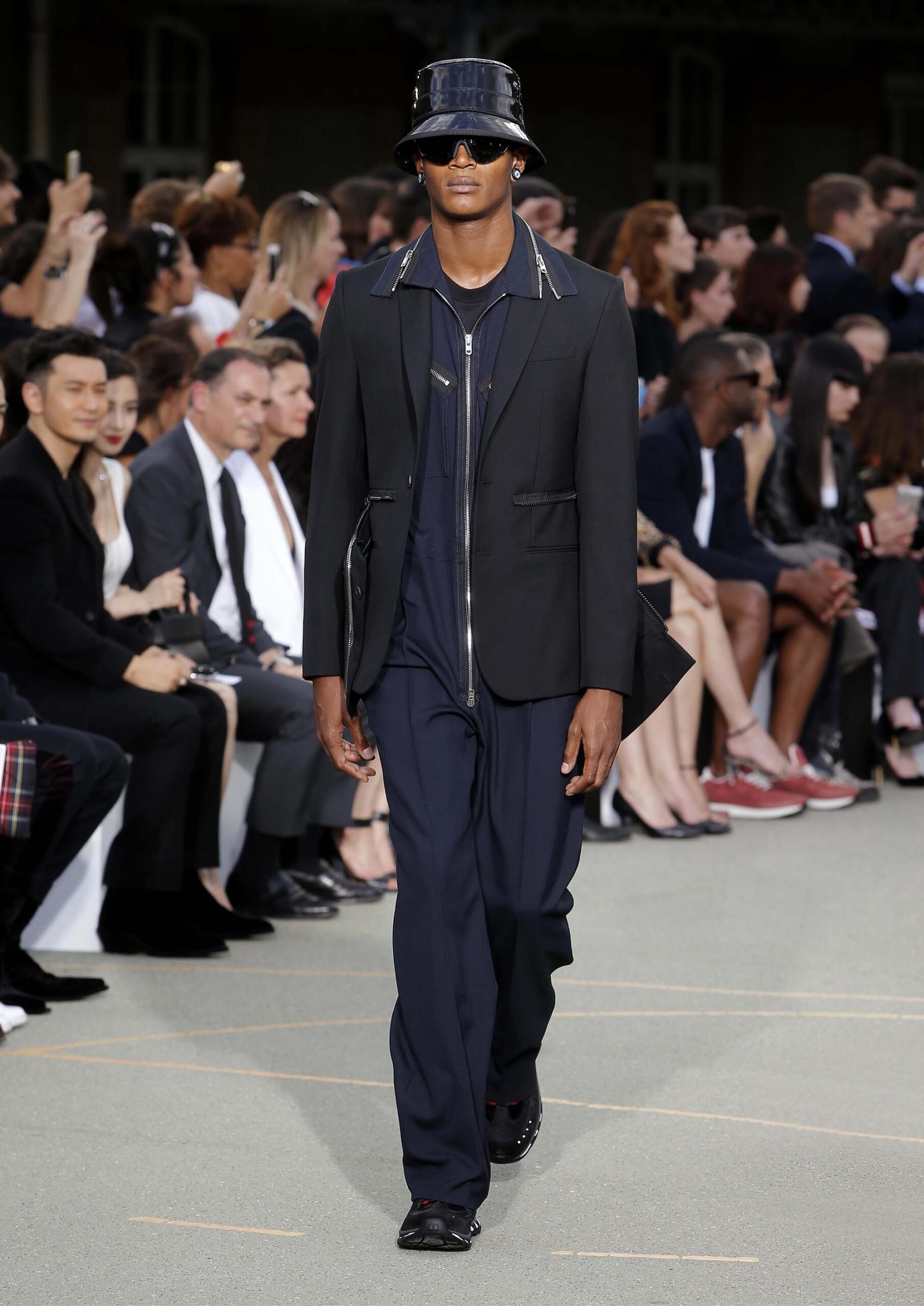 Givenchy S/S 17 Menswear Look 15