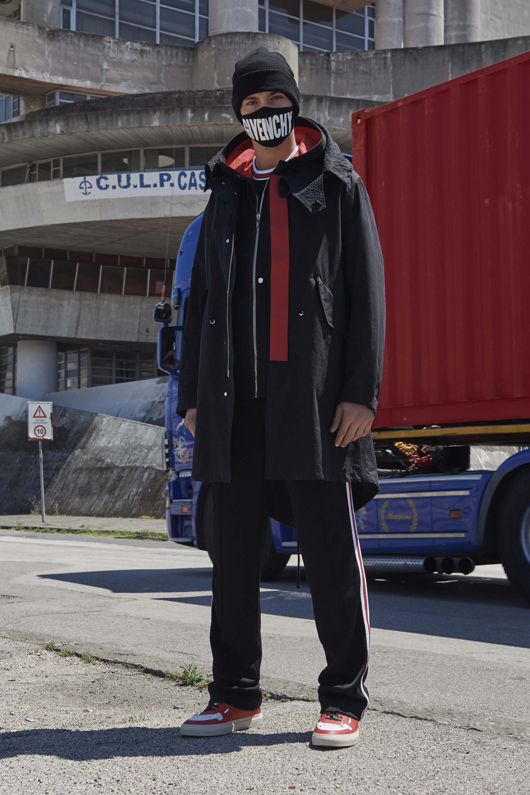 Givenchy Resort 17 Look 15