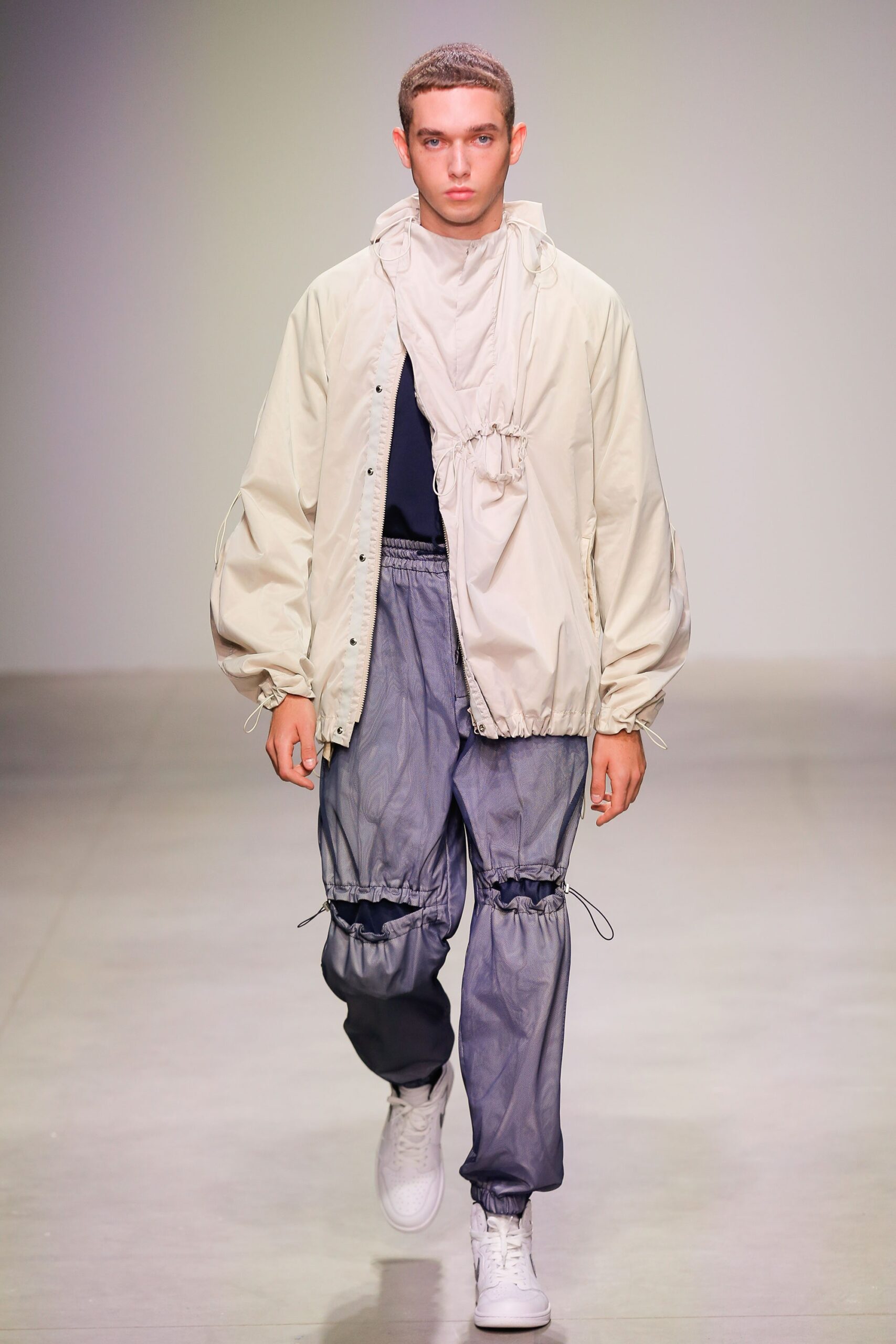 Feng Chen Wang S/S 18 Menswear Look 17