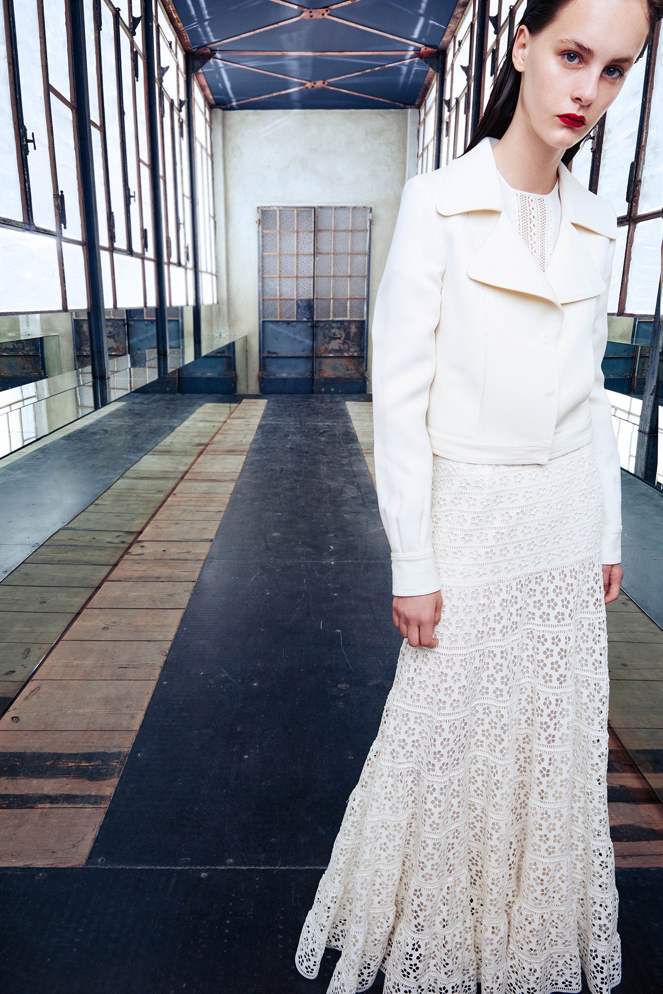 Giambattista Valli Resort 17 Look 18