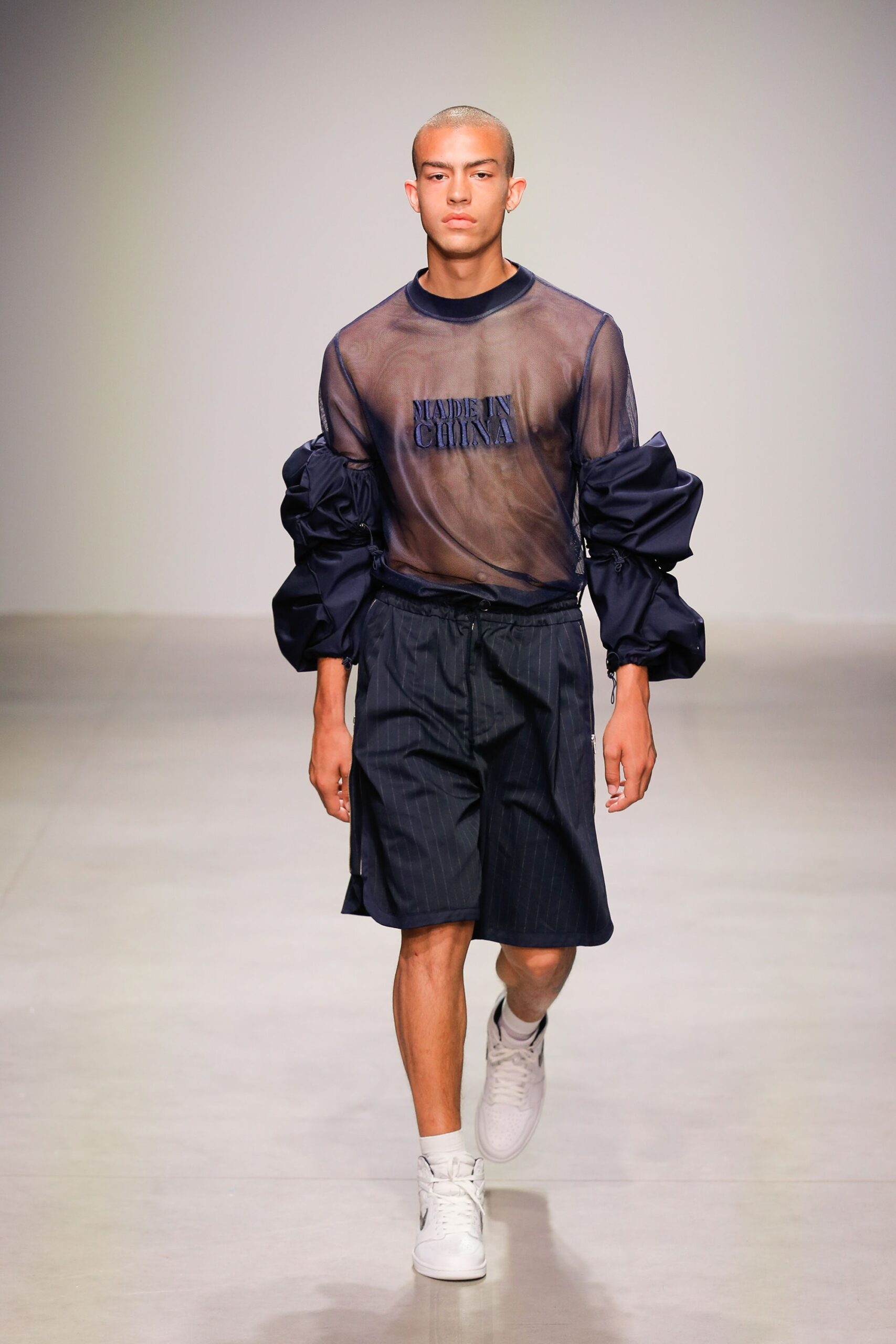 Feng Chen Wang S/S 18 Menswear Look 20