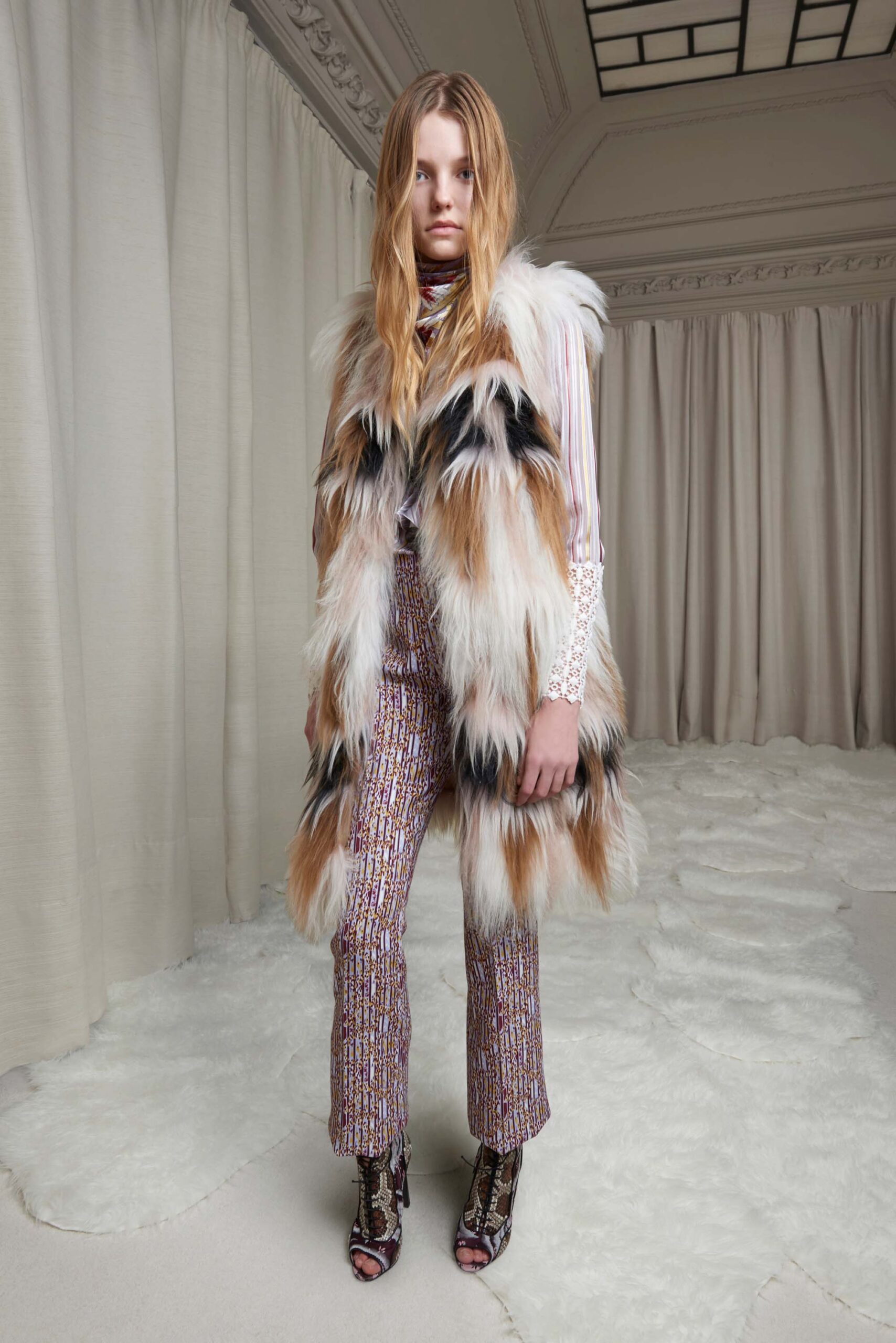 Giambattista Valli F/W 16 Look 21