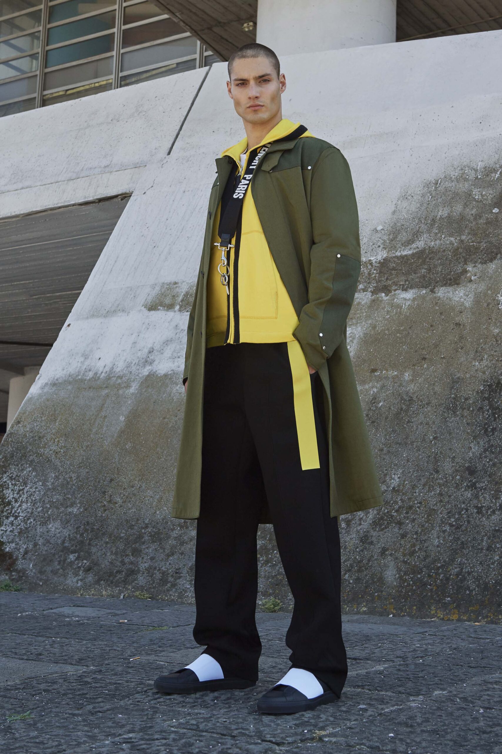 Givenchy Resort 17 Look 21