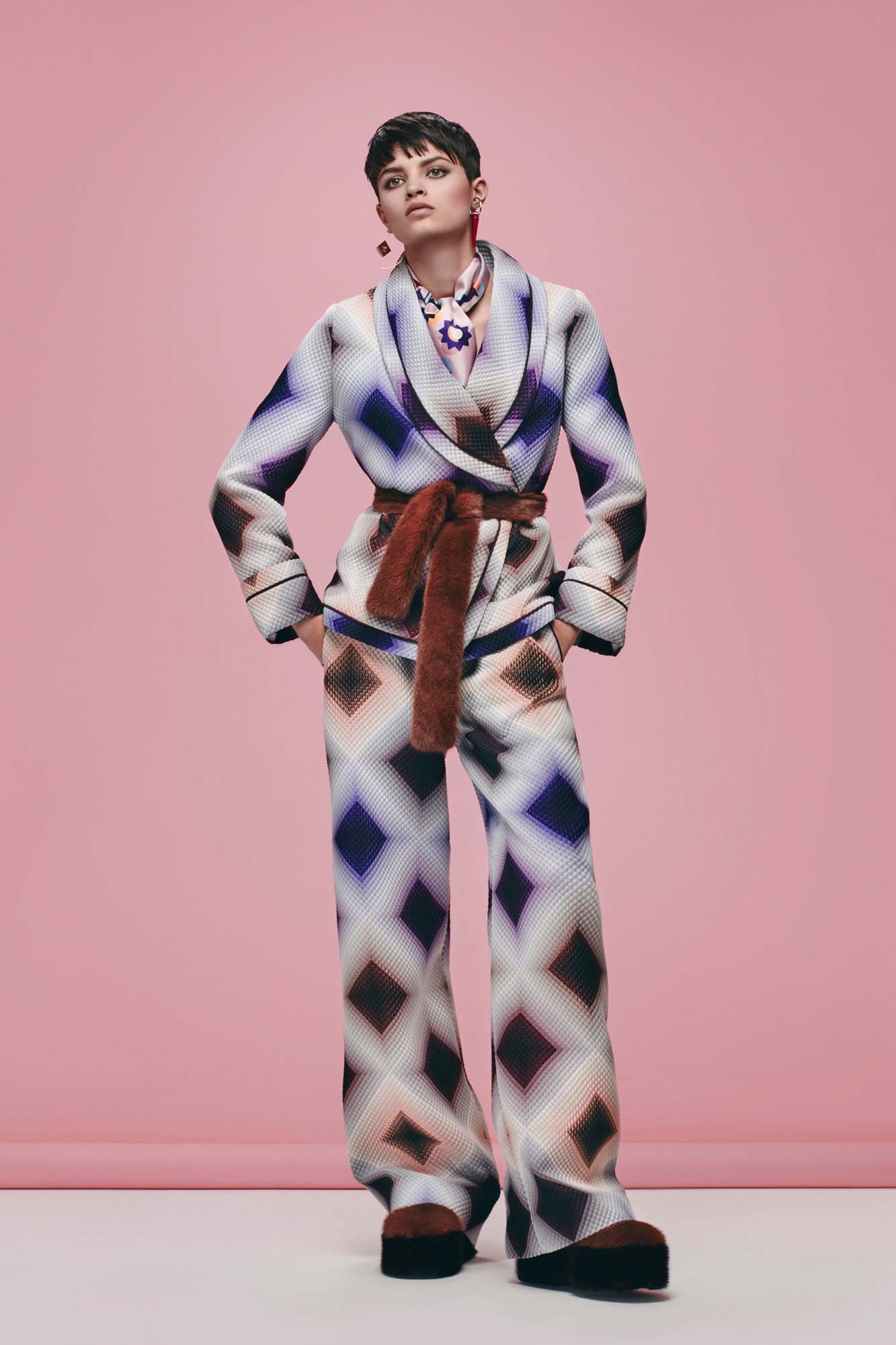 Fendi F/W 16 Look 23