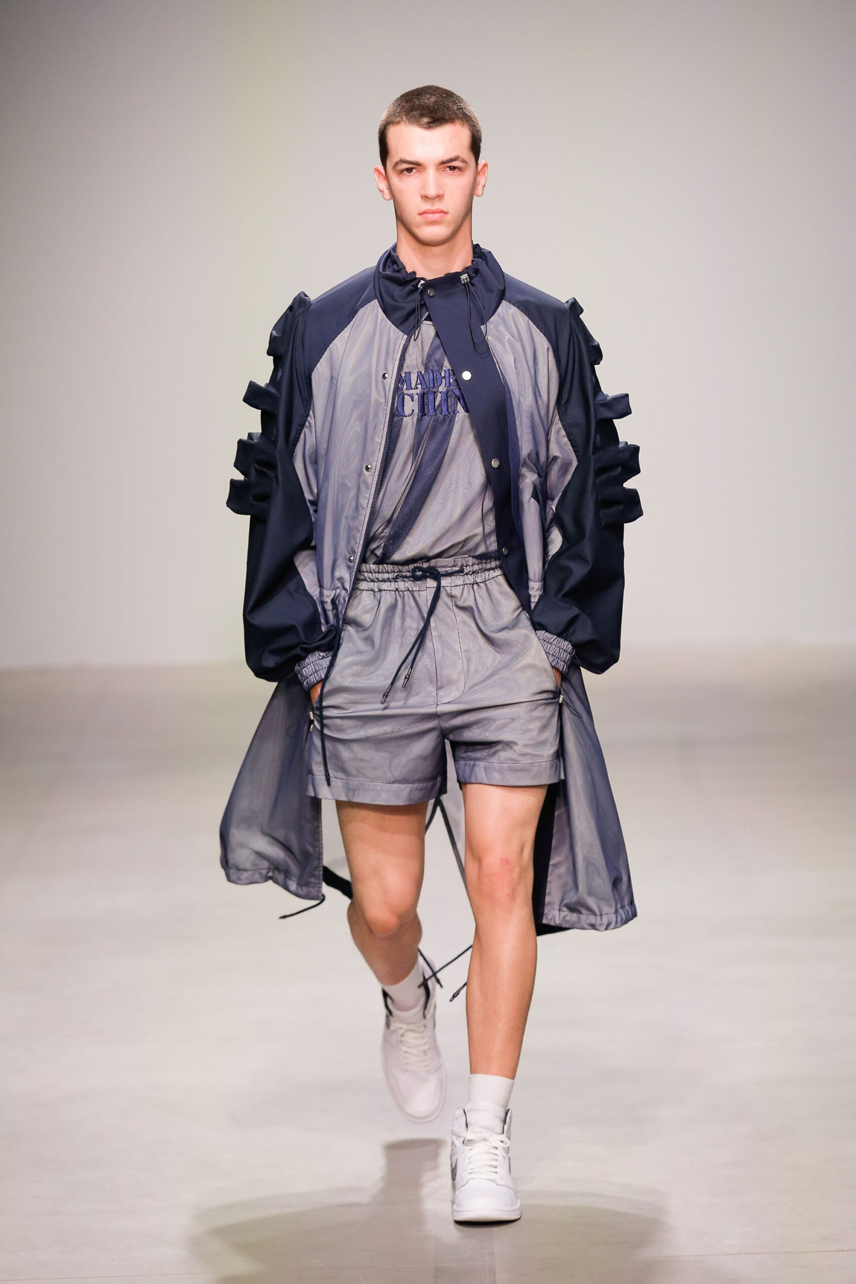 Feng Chen Wang S/S 18 Menswear Look 23