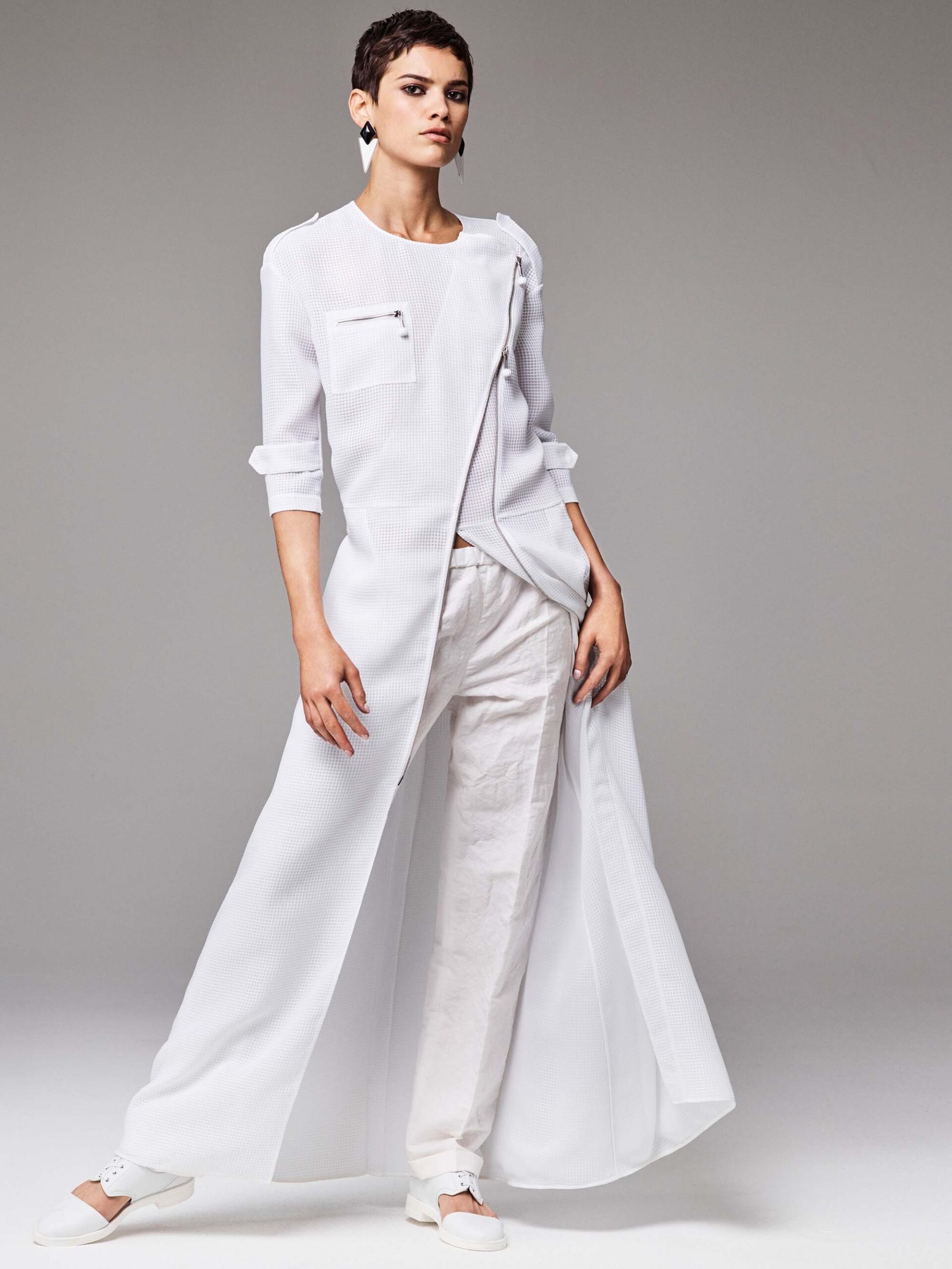 Giorgio Armani Resort 17 Look 24