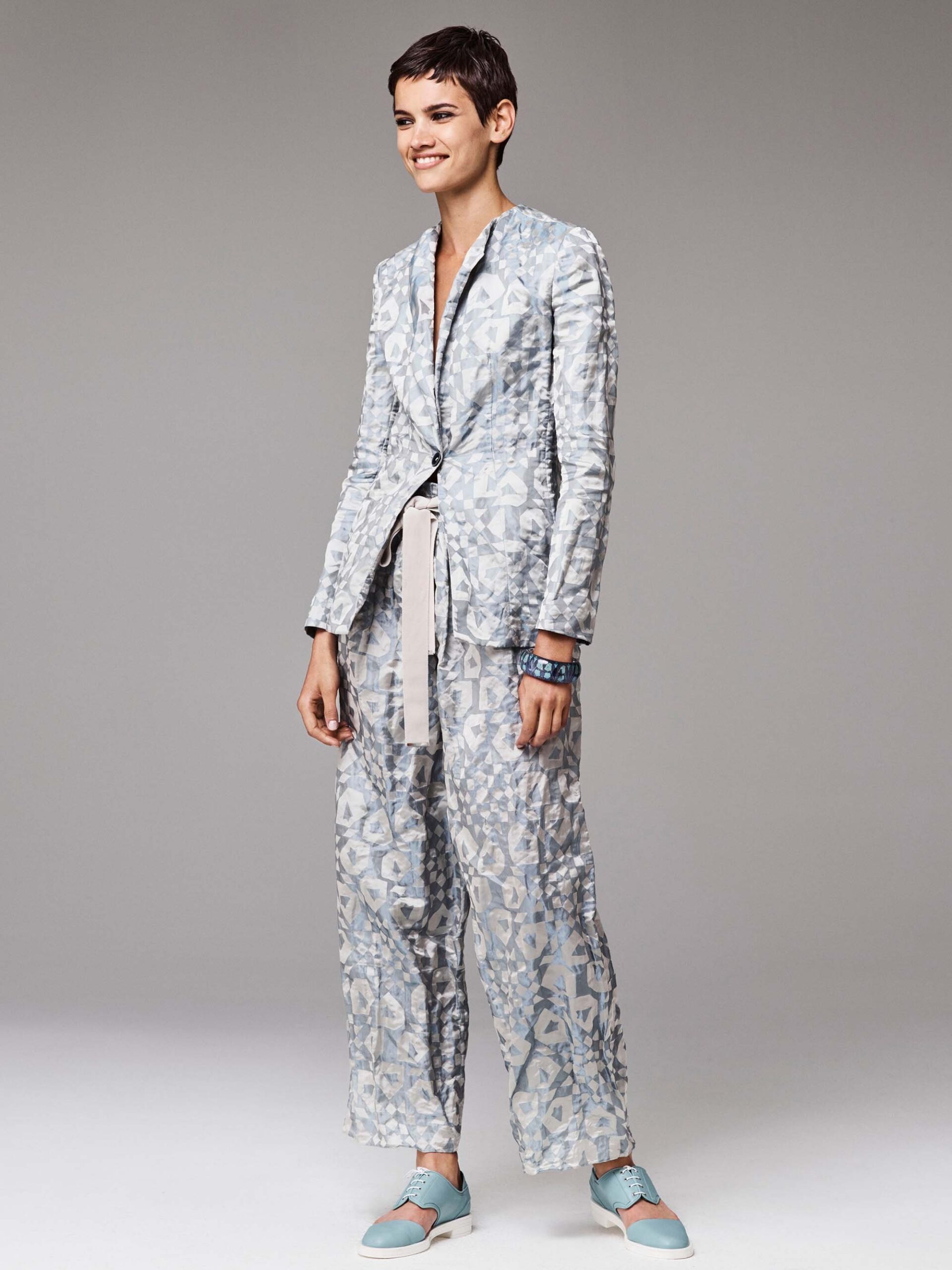 Giorgio Armani Resort 17 Look 25