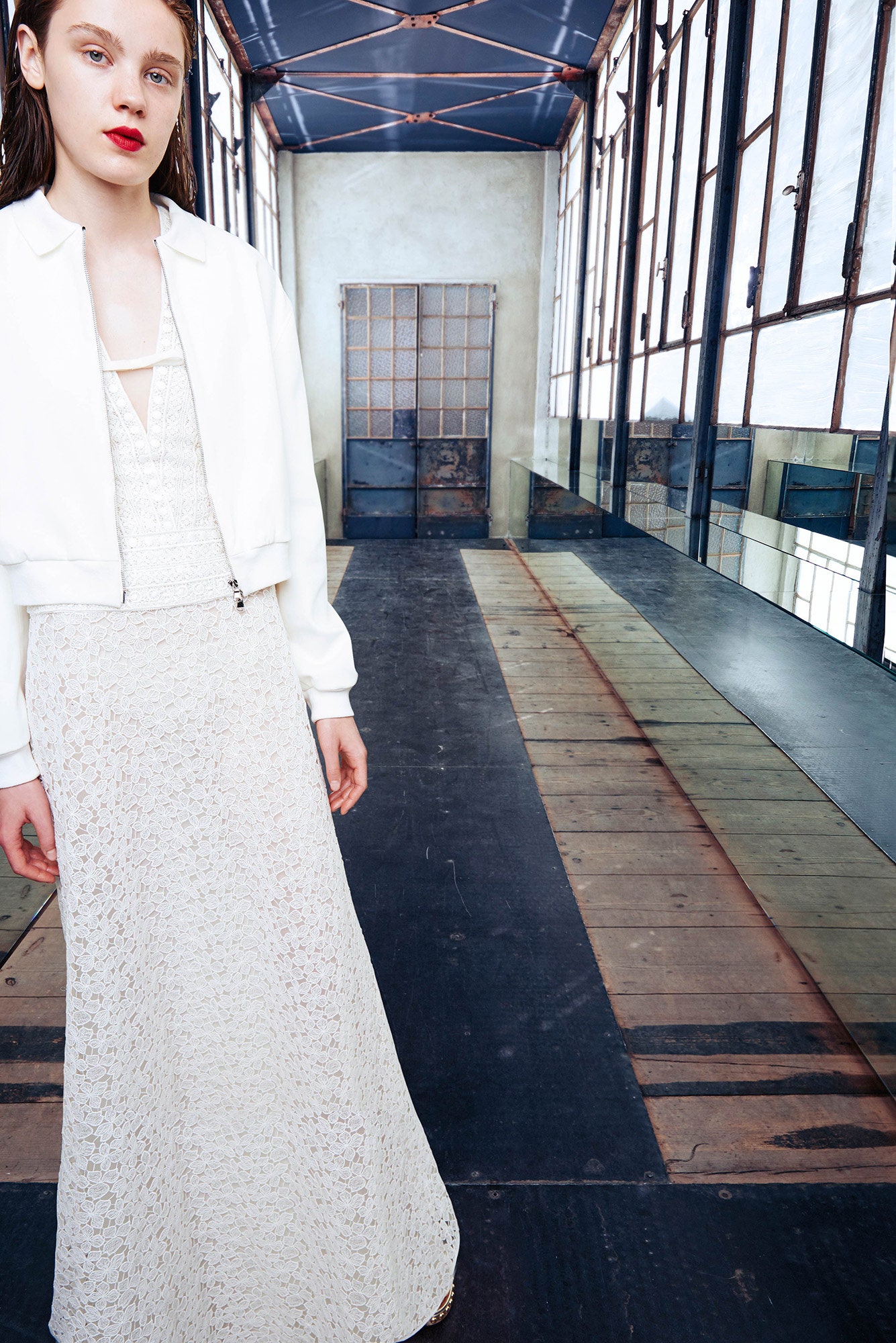 Giambattista Valli Resort 17 Look 27