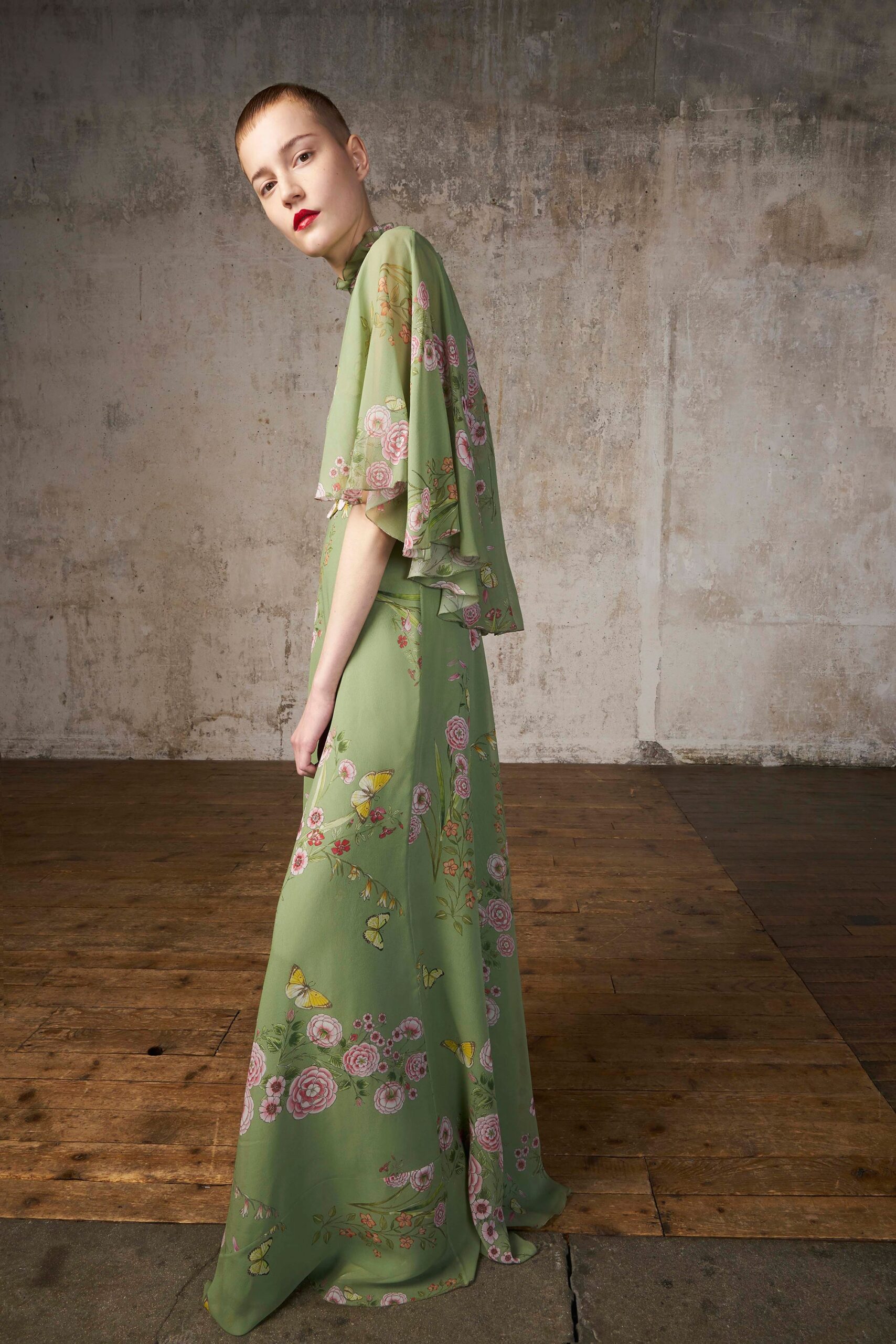 Giambattista Valli Resort 18 Look 30