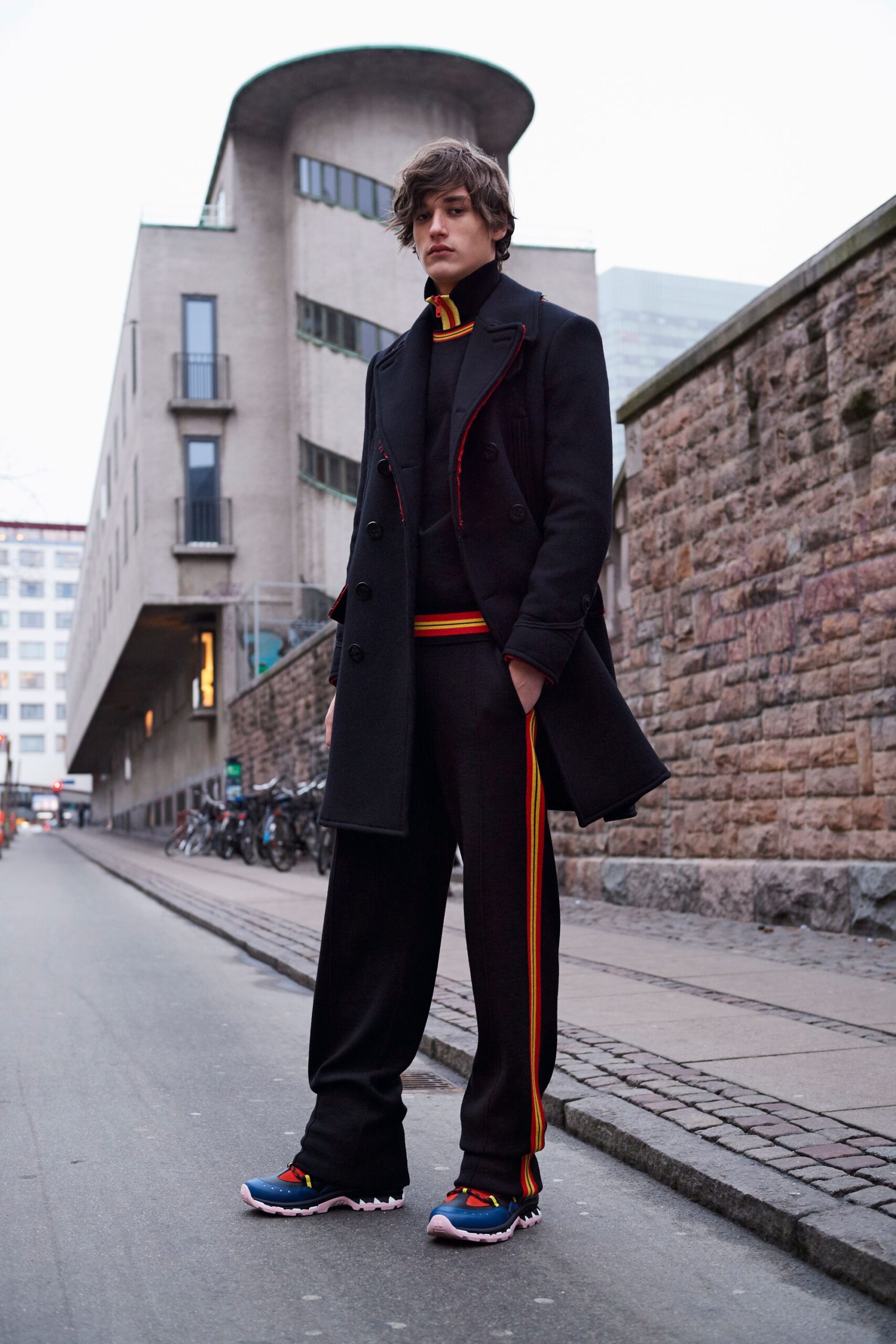 Givenchy F/W 17 Look 32
