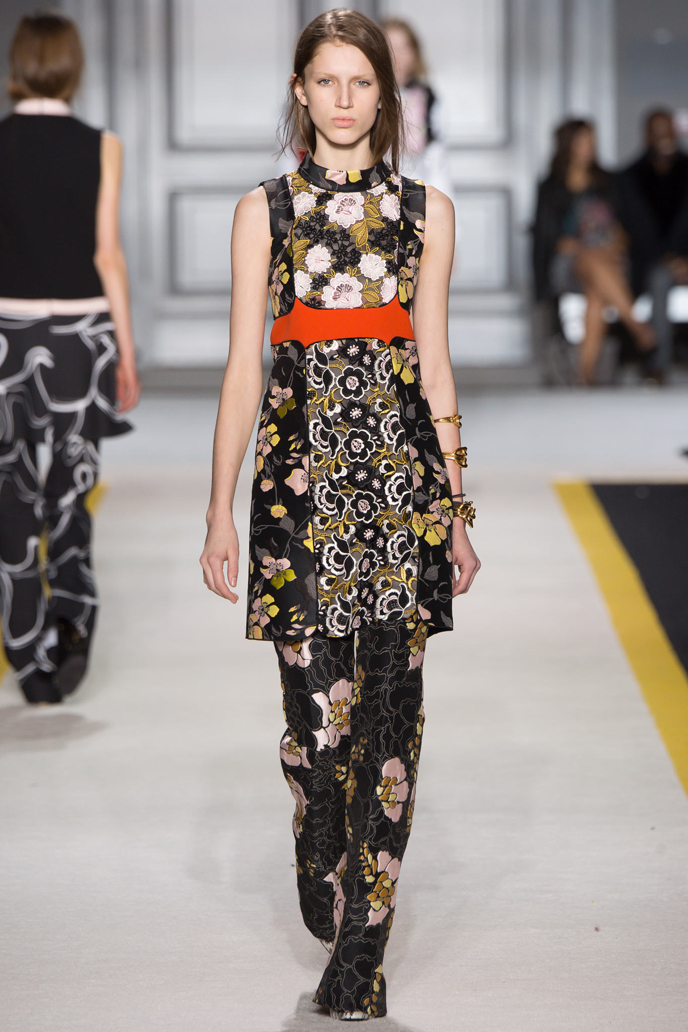 Giambattista Valli F/W 15 Look 5