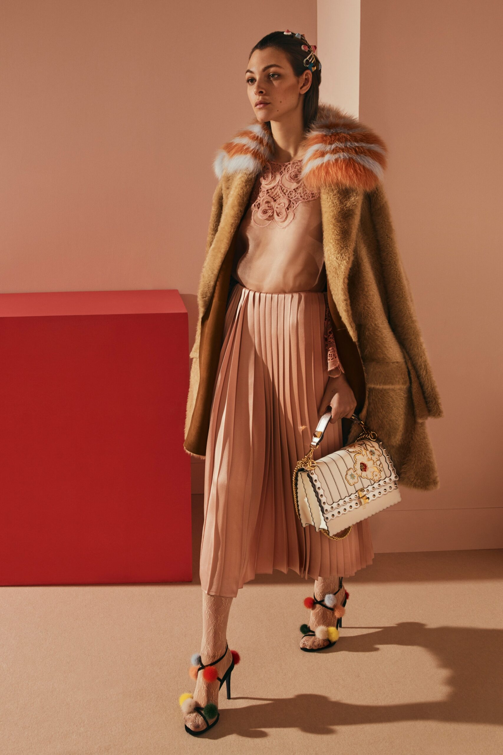 Fendi F/W 17 Look 36