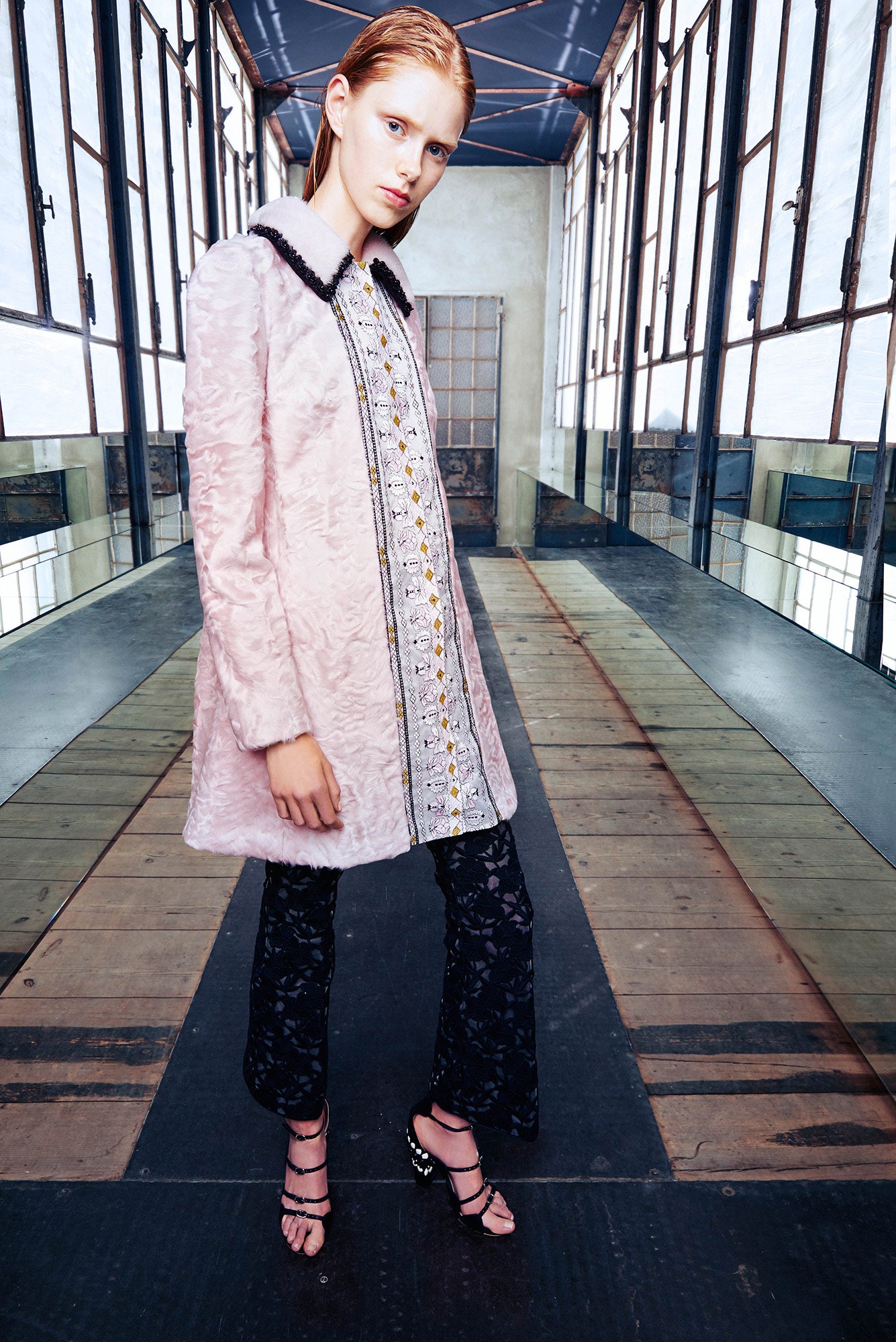 Giambattista Valli Resort 17 Look 42