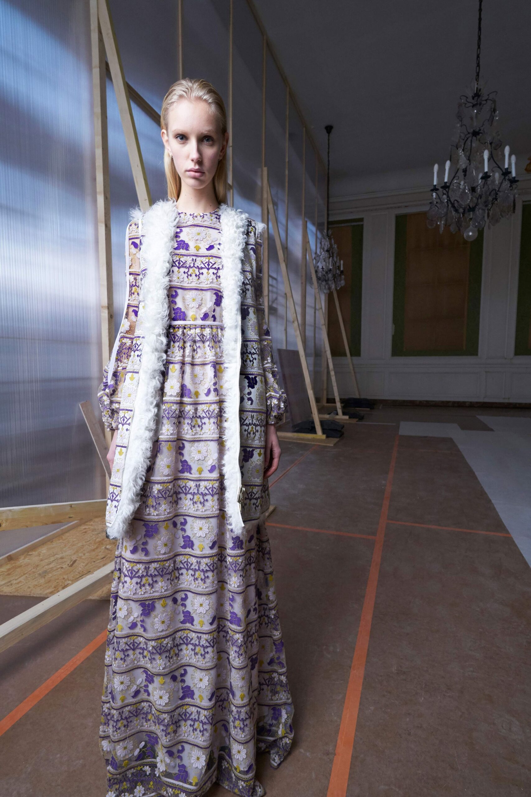 Giambattista Valli F/W 17 Look 43